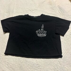 Black Graphic crop Tee small skeleton